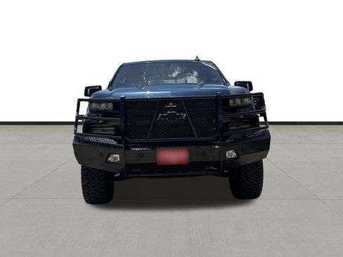 Used 2019 Chevrolet Silverado 1500 LT Trail Boss AWD/4WD image 2