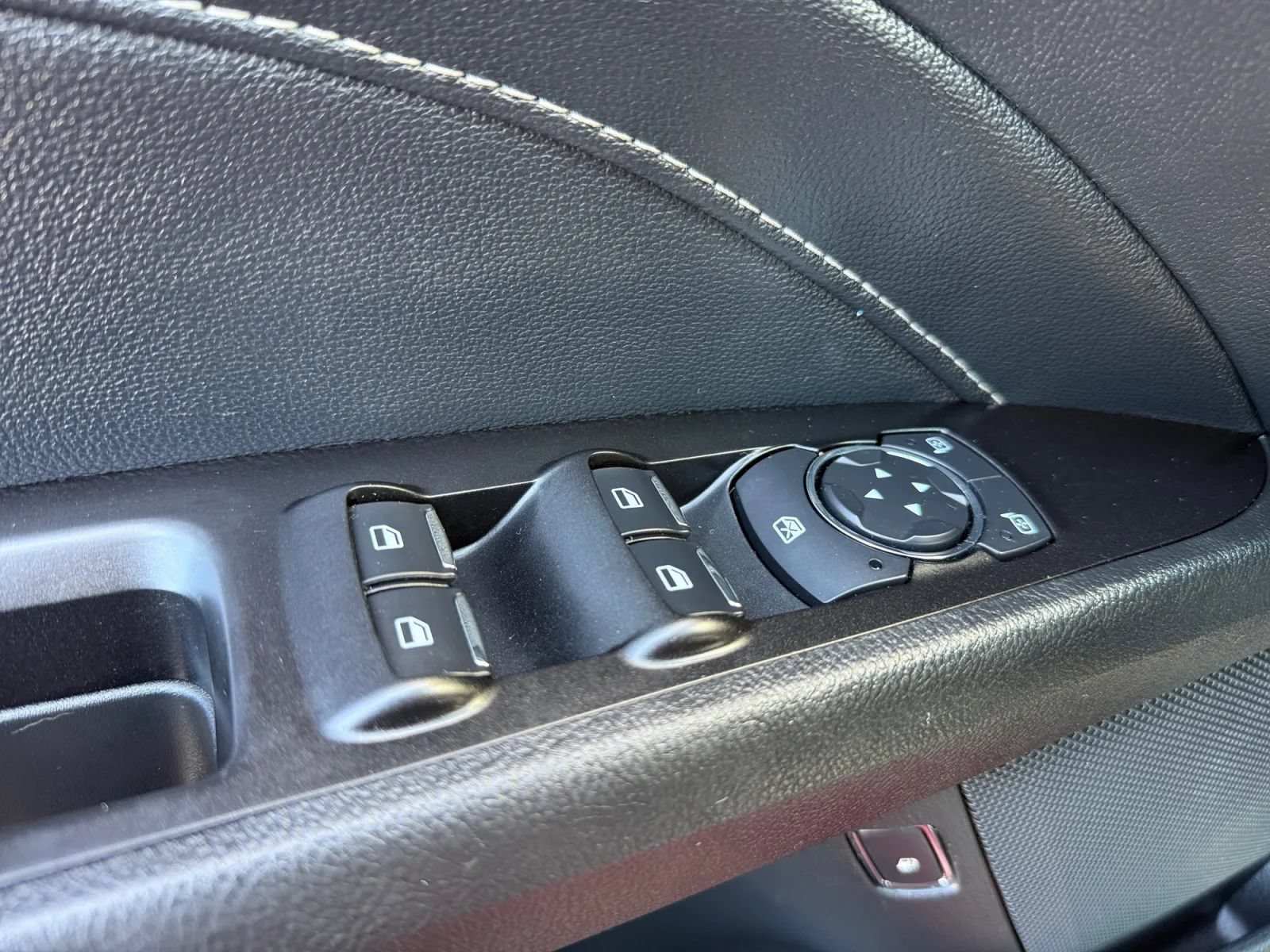 Used 2019 Ford Fusion Titanium FWD image 40