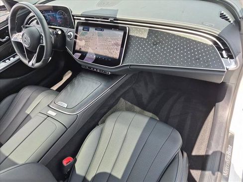 Used 2026 Mercedes-Benz E 350 4MATIC Sedan image 23