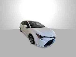 Used 2021 Toyota Corolla LE video 2