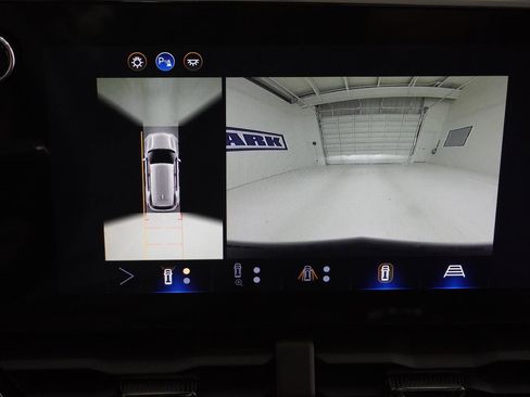 New 2026 Chevrolet Equinox RS w/ Convenience Package III FWD image 31