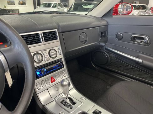 Used 2007 Chrysler Crossfire Convertible w/ Special Edition Group RWD image 46
