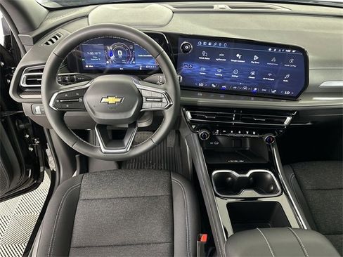 New 2026 Chevrolet Traverse LT w/ Driver Confidence Package image 20