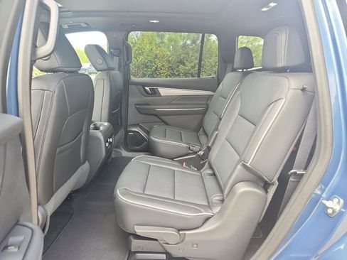 New 2026 Buick Enclave Preferred w/ Super Cruise Package AWD/4WD image 9