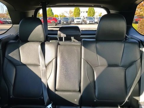 Certified 2025 Subaru Forester Limited image 28