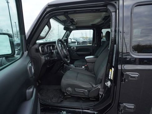 Used 2019 Jeep Wrangler Unlimited Sport S image 12