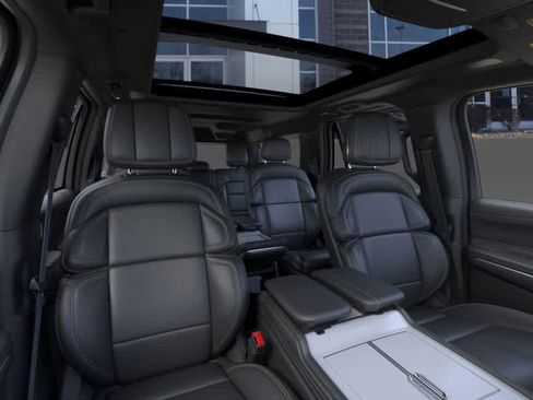 New 2025 Lincoln Navigator L Reserve w/ Jet Appearance Package image 10