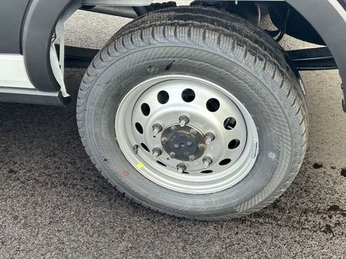 New 2024 Ford Transit 150 148 Medium Roof AWD w/ Load Area Protection Package image 7