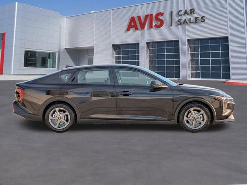 Used 2025 Kia K4 LXS image 5