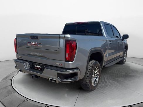 Used 2023 GMC Sierra 1500 AT4 w/ Technology Package AWD/4WD image 5