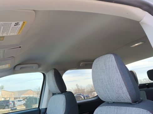 Certified 2022 Ford Maverick XLT w/ Equipment Group 300A Standard image 22