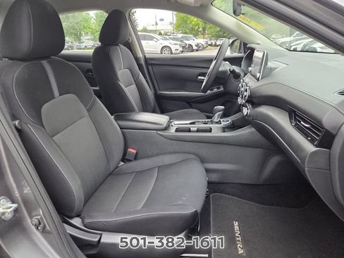 Used 2025 Nissan Sentra SV FWD image 16