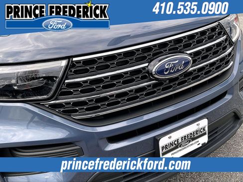 Used 2021 Ford Explorer XLT image 29