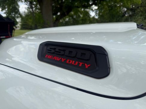 New 2024 RAM 5500 Tradesman AWD/4WD image 10