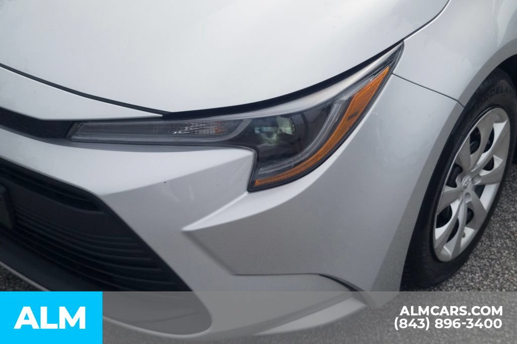 Used 2024 Toyota Corolla LE FWD image 11