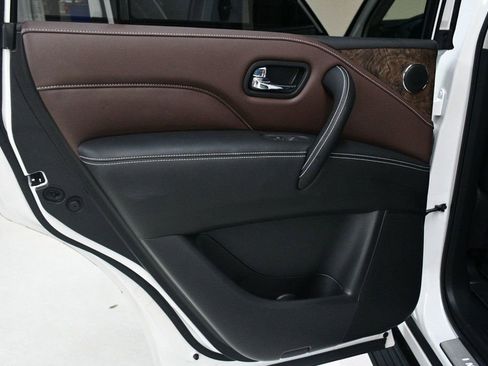 Used 2024 INFINITI QX80 Premium Select w/ Cargo Package image 24