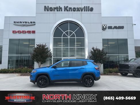 New 2026 Jeep Compass Latitude AWD/4WD image 2