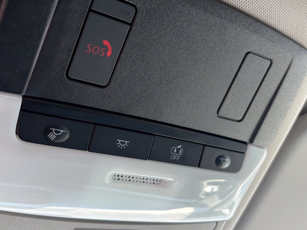 Used 2024 Nissan Rogue SV FWD image 16