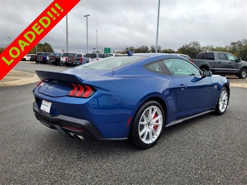 Used 2024 Ford Mustang GT Premium image 9