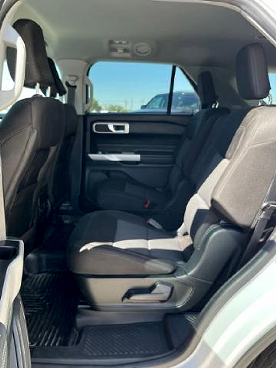 Used 2022 Ford Explorer XLT AWD/4WD image 14
