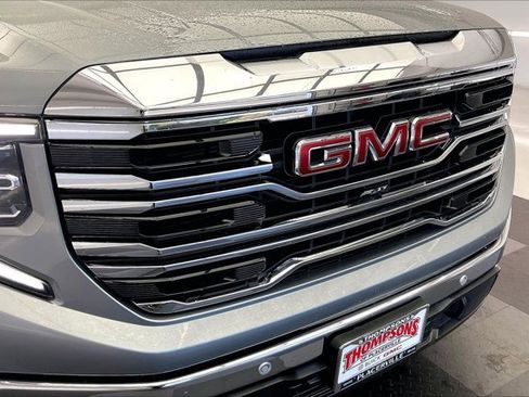 Used 2024 GMC Sierra 1500 SLT w/ SLT Premium Plus Package image 30