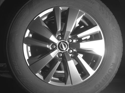 Used 2025 Nissan Pathfinder SV image 14