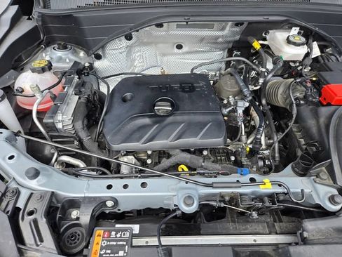 Used 2025 Chevrolet TrailBlazer LT AWD/4WD image 22
