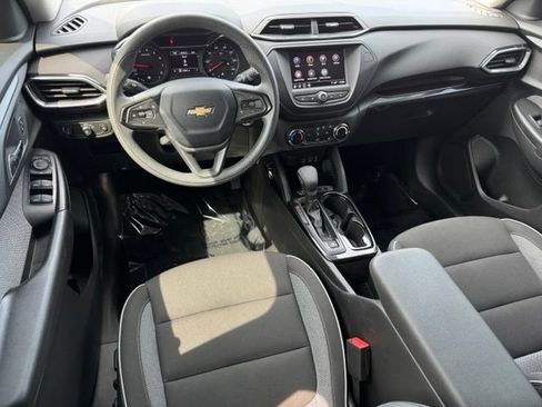 Certified 2023 Chevrolet TrailBlazer LT AWD/4WD image 10