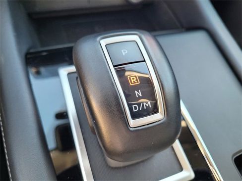 Used 2024 Mitsubishi Outlander SE image 21