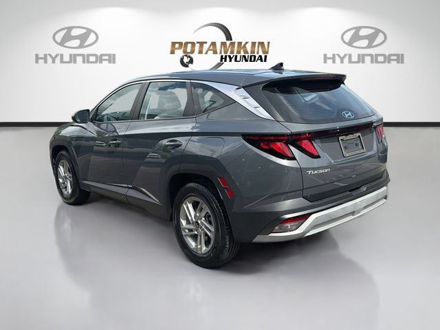 Used 2025 Hyundai Tucson SE FWD image 7