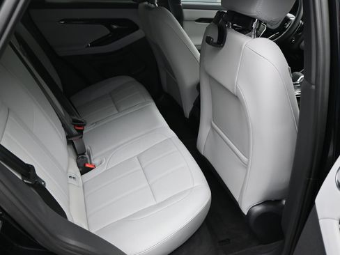 New 2026 Land Rover Range Rover Evoque S image 9