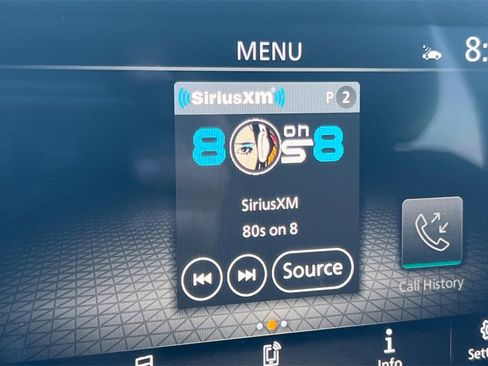 Used 2025 Nissan Rogue SV image 20