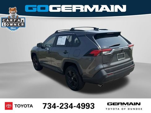 Used 2021 Toyota RAV4 XLE w/ Convenience Package AWD/4WD image 6