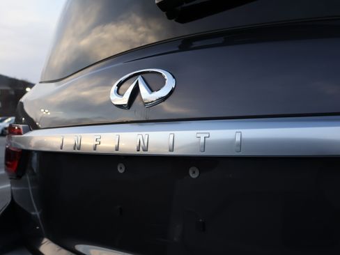 Used 2019 INFINITI QX80 Limited w/ All-Season Package image 17