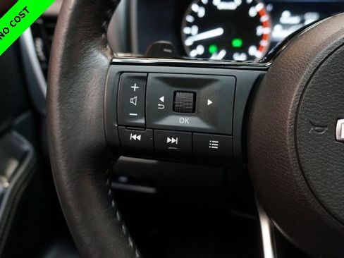 Used 2022 Nissan Rogue SL w/ SL Premium Package image 22