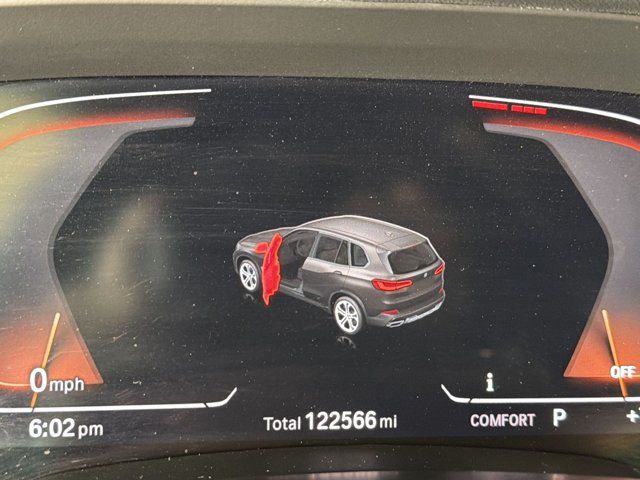 Used 2019 BMW X5 xDrive40i w/ Convenience Package AWD/4WD image 18