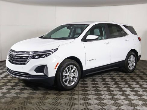 Used 2024 Chevrolet Equinox LT image 7