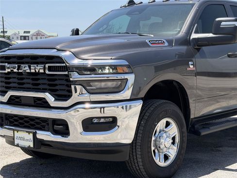 Used 2025 RAM 2500 Tradesman AWD/4WD image 8