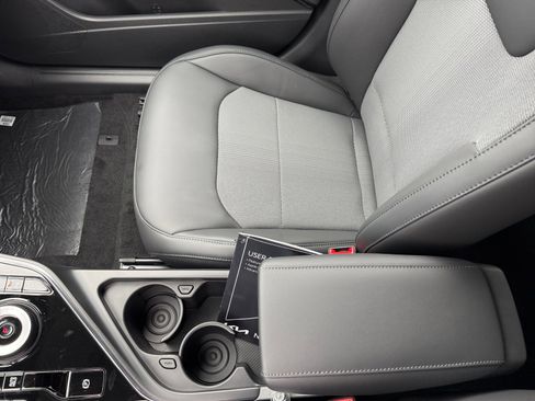 New 2026 Kia Niro Wind image 14