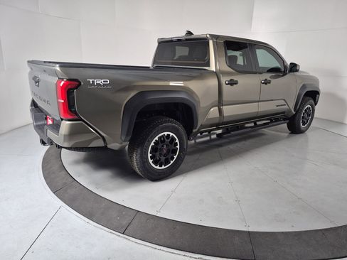 New 2026 Toyota Tacoma SR5 image 7
