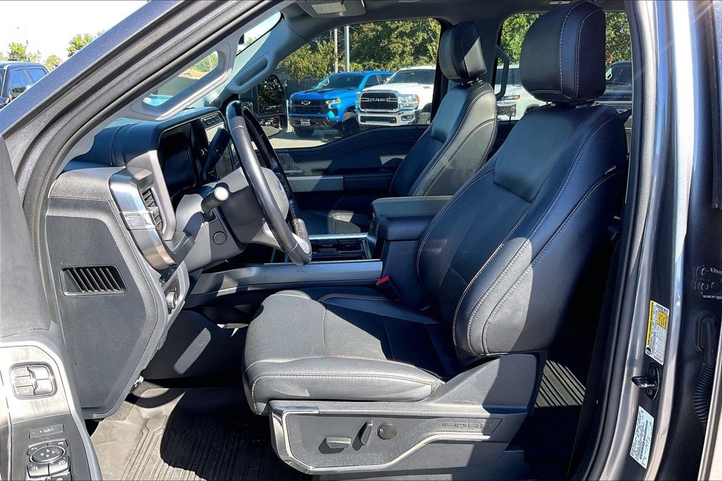Used 2023 Ford F250 Lariat w/ Lariat Ultimate Package AWD/4WD image 31