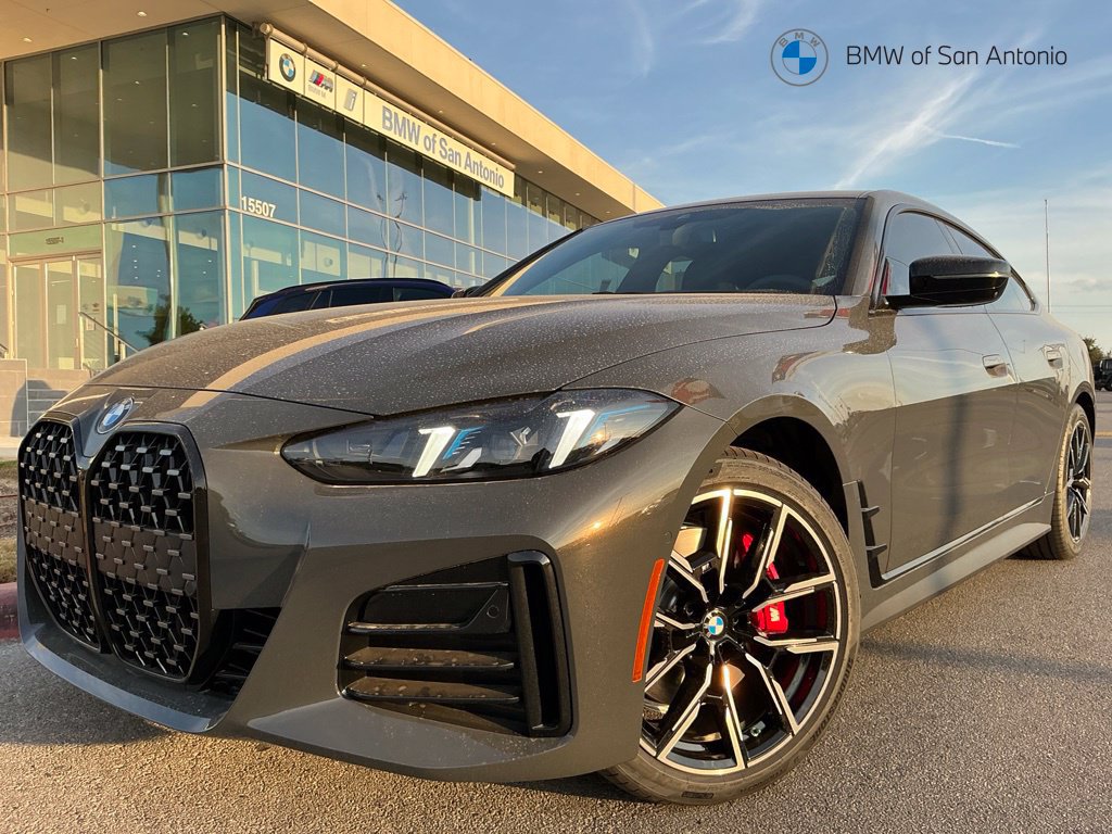 New 2026 BMW 430i w/ M Sport Package RWD image 1