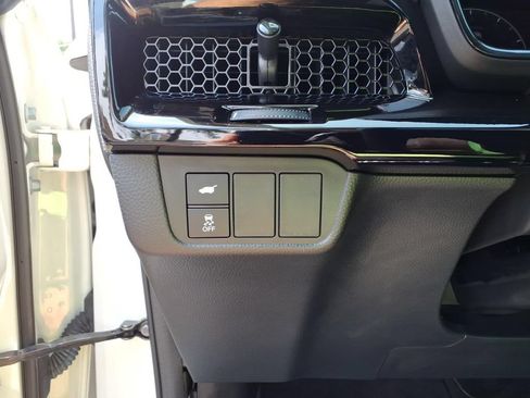 Used 2024 Honda CR-V EX-L image 19