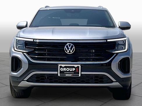 New 2026 Volkswagen Atlas Cross Sport SE FWD image 3
