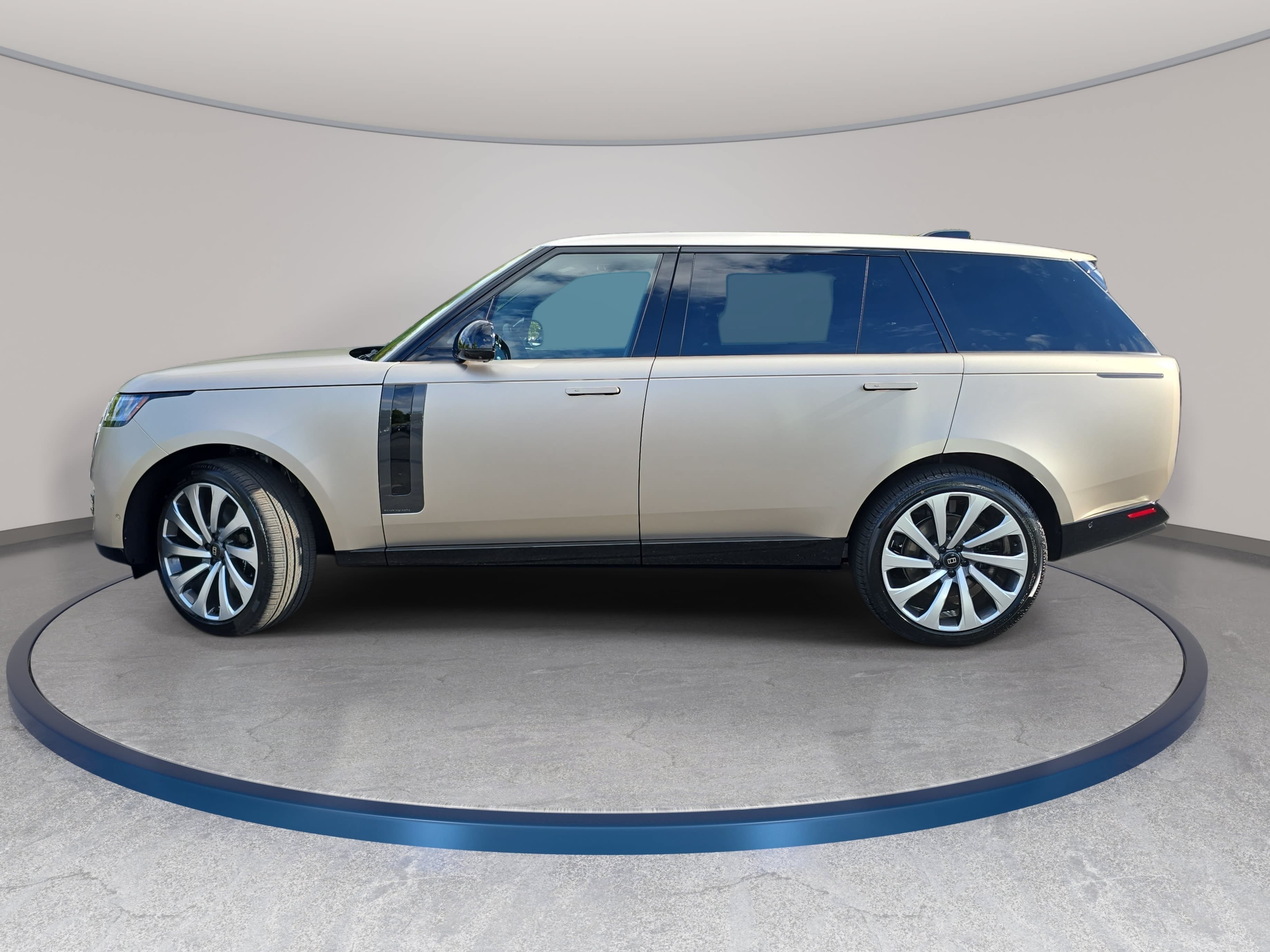 New 2027 Land Rover Range Rover Long Wheelbase Autobiography AWD/4WD image 8