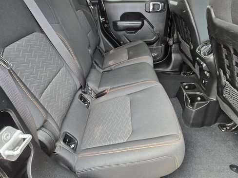 Used 2022 Jeep Gladiator Mojave w/ LED Lighting Group image 17