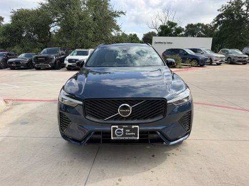 Certified 2026 Volvo XC60 B5 Plus AWD/4WD image 8