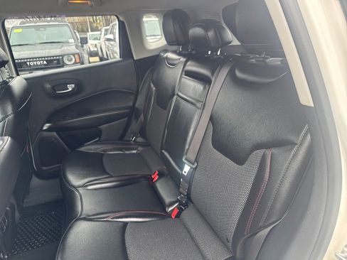 Used 2019 Jeep Compass Trailhawk image 33