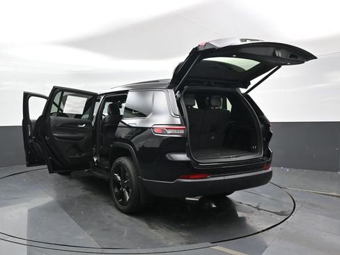 New 2025 Jeep Grand Cherokee L Altitude image 48