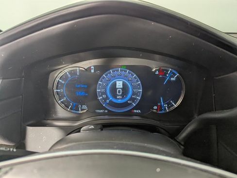 Used 2019 Cadillac Escalade Platinum image 8